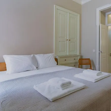 Apartamento Pombaline Building W/pool By Lovelystay *