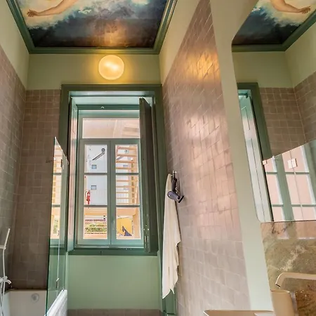 Apartment Pombaline Building W/pool By Lovelystay