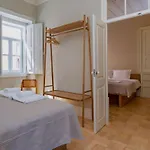 Pombaline Building W/pool By Lovelystay Apartamento