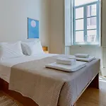 Apartamento Pombaline Building W/pool By Lovelystay