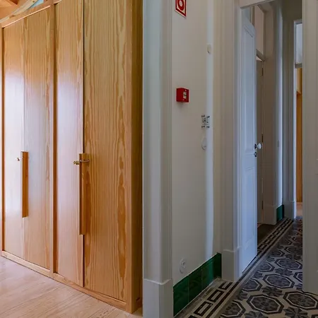 Pombaline Building W/pool By Lovelystay Апартаменты Вила-Реал-ди-Санту-Антониу