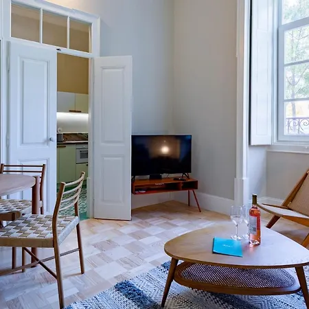 Pombaline Building W/pool By Lovelystay *